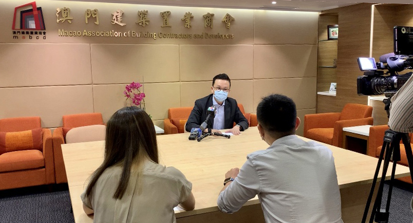 271635304536685570.jpg S_理事長接受訪問.jpg