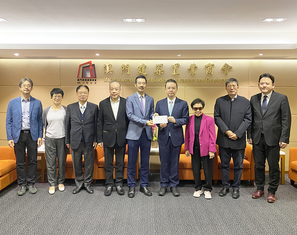 201642645275378437.jpg 201642645275378437.jpg