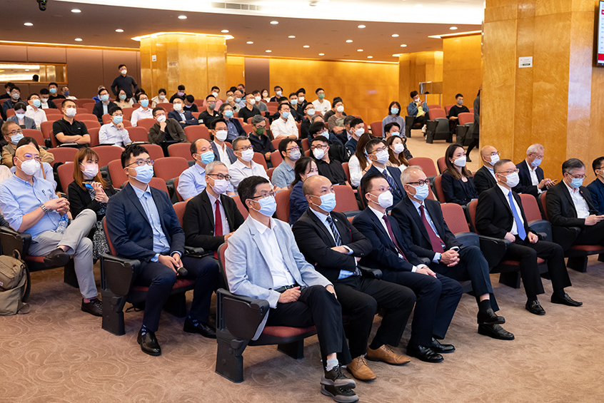 191674099234507397.jpg p.4 相片_2 研討會現場.jpg